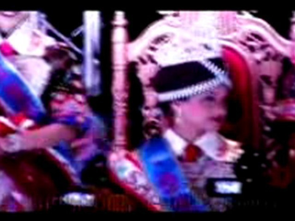 194 lao thai  song ( thiao gamme kua pray ) MISS HMONG 2011