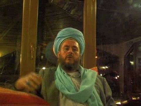 Gavs Hazretleri ve oğlu Muhammed Raşit Erol Hazretleri