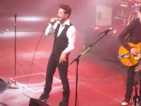 Les Fatals Picards - La sécurité de l'emploi