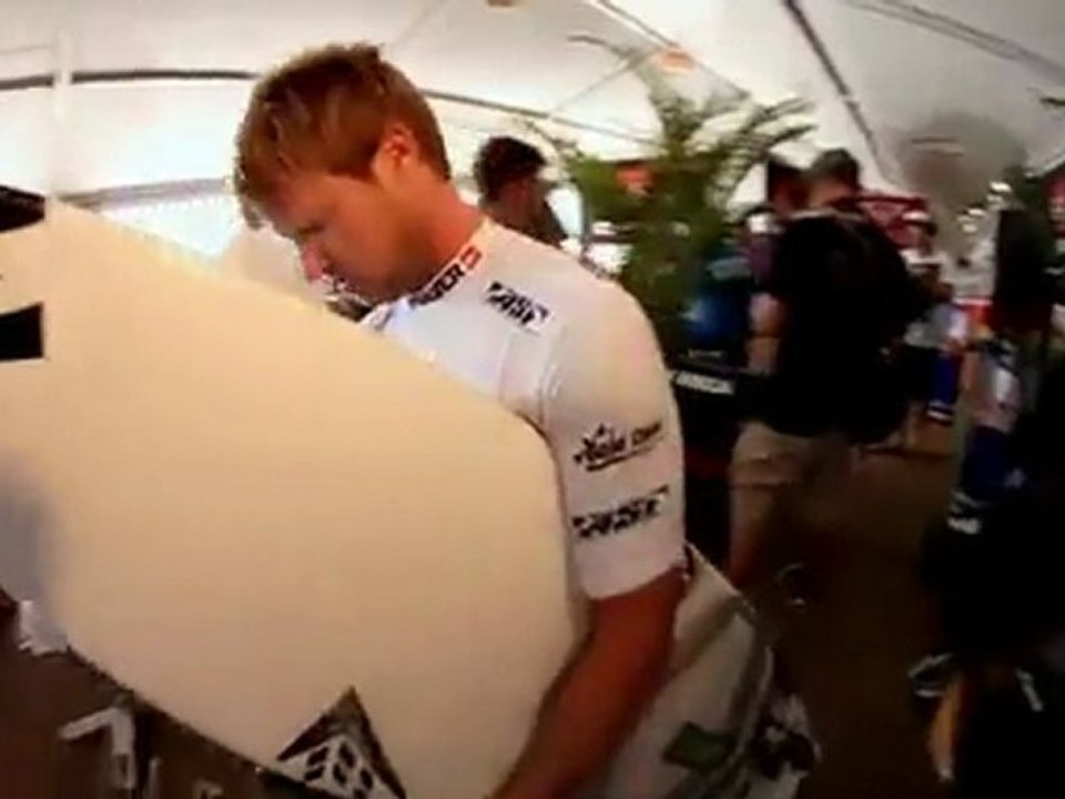 2011 Quiksilver Pro Australia - Round 4 and 5 Highlights