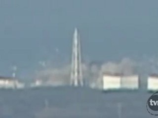 Explosion d'un réacteur nucléaire à Fukushima 12-03-2011