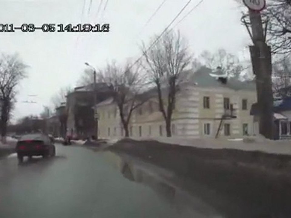 Mother with children hit by crazy driver
