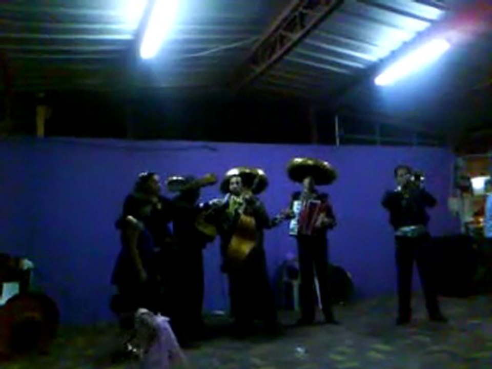MARIACHI AGUILAS DE ORO NINABONITA PARA PRISLYZ
