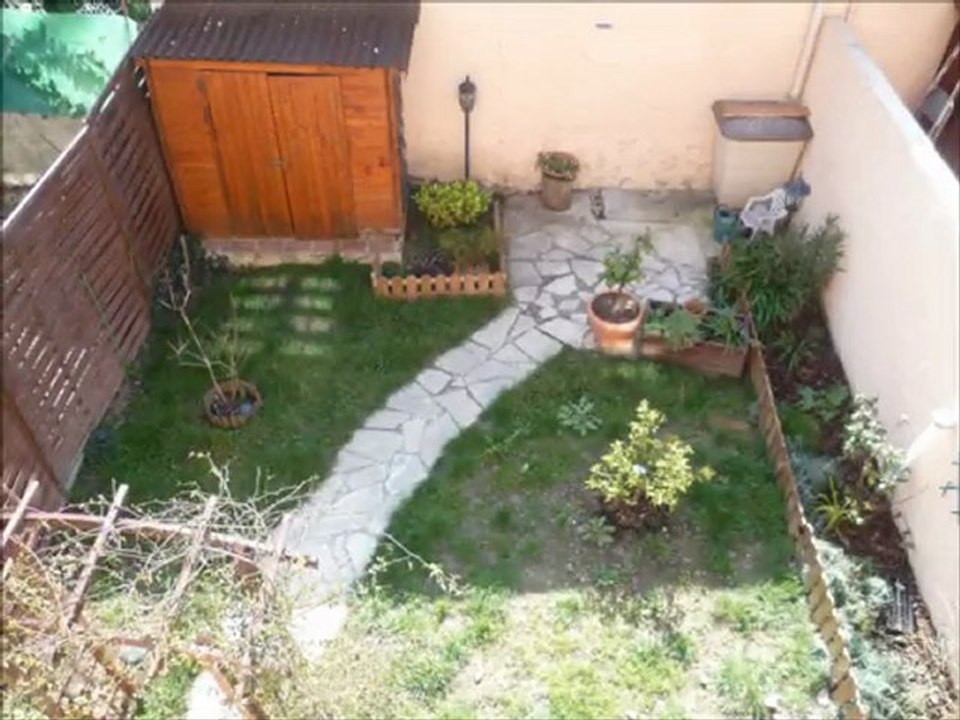 MSL1035 maison de 100 m2 avec panneaux solaire et jardin