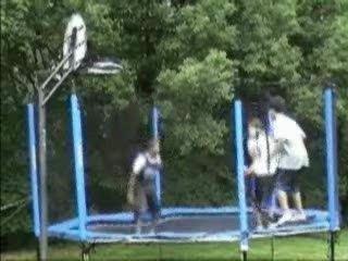 Basket trampoline
