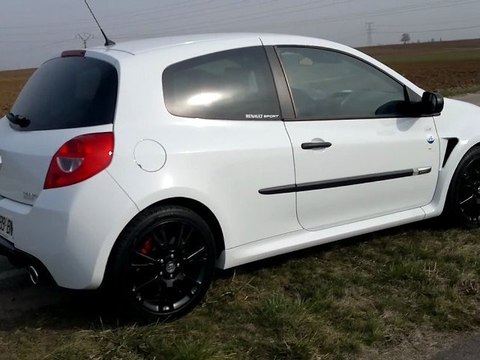 Clio 3 RS² Cup 2009 Ligne inoxline + décat Ragazzon