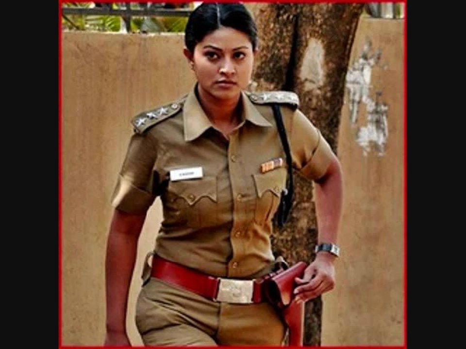 Aadupuli Aattamdhan - Bhavani IPS