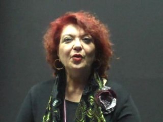 H Λεία Βιτάλη  στο cosmo.gr  3