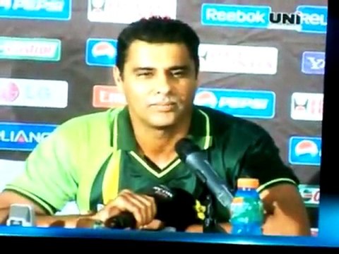 Waqar Younis Reply to Kamran Akmal