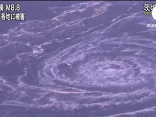 TSUNAMI JAPON 11 MARS 2011 PARTIE 2sur2 par talalclosson