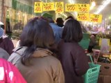 Tokyo residents stock up on food amid nuclear fears