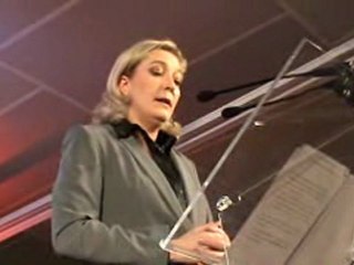 marine le pen a Bompas (66) le 11 mars 2011 (partie 2)