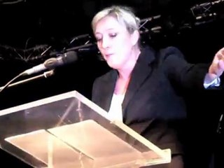 Marine Le Pen lance un appel aux électeurs de gauche