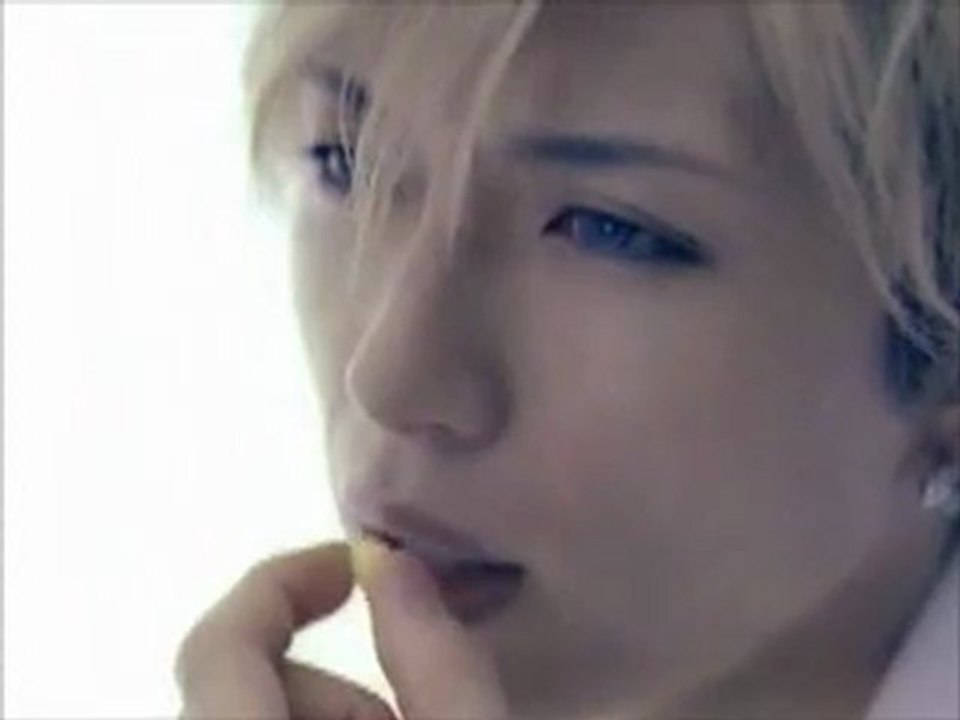 (vostfr) GACKT- C-Care CM