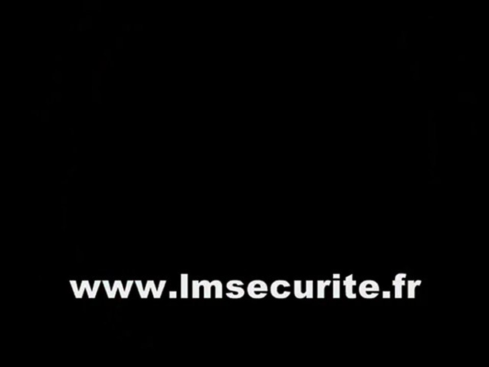 PANNEAU  DE  SIGNALISATION  LUMINEUX  DYNAMIQUE  PREVENTIF