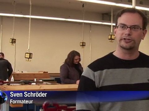 Arabic-Web-German undertaker's college breaks down taboo