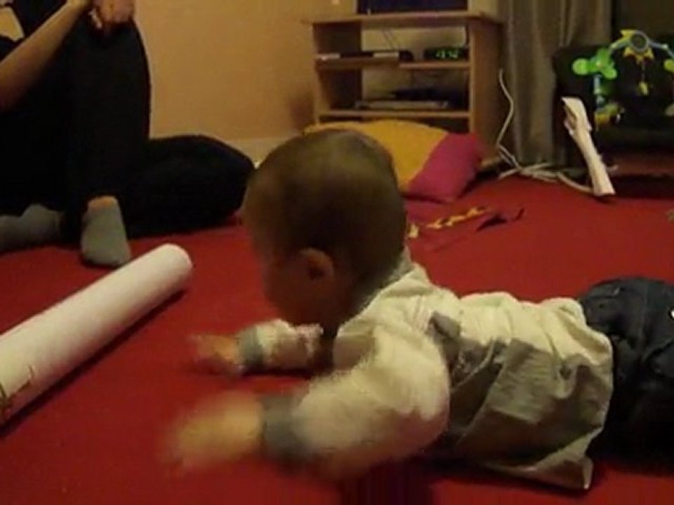 Frédéric et le tube en carton