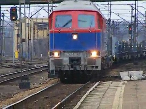 2011-03-13 BR232 037-2 przejazd przez stację Trzebinia