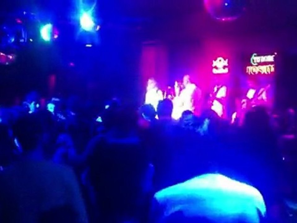 resimli bar  konser kardeş türküler