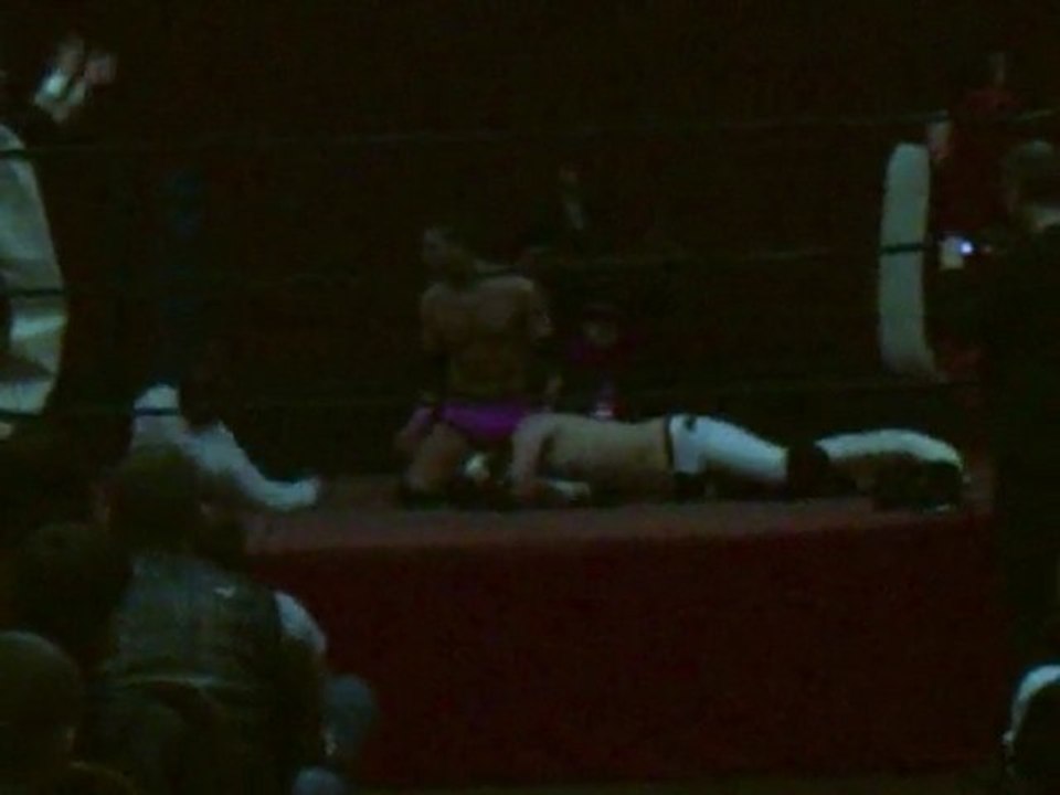 Olivier Burns & Ian Robinson vs The Lost