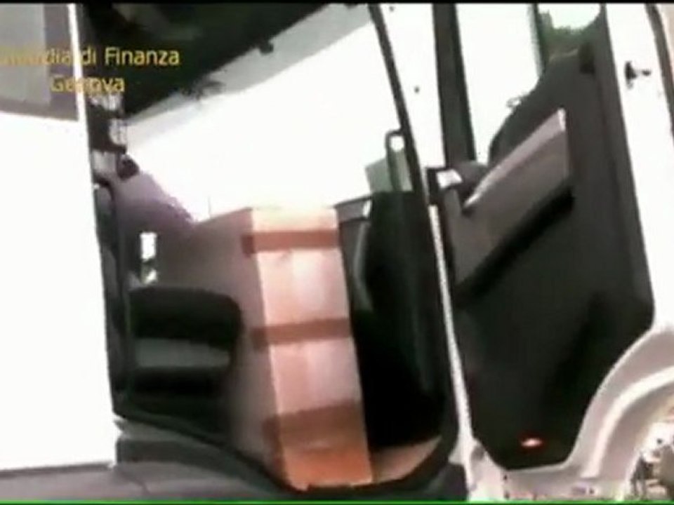 Genova - Operazione Trucks, trafico di camion