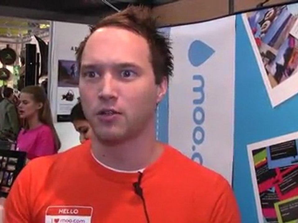 PW150 - Moo at Focus On Imaging 2011