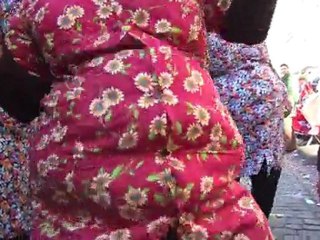 De Big Mama's Rosenmontagszug Düsseldorf - Who's Fat?