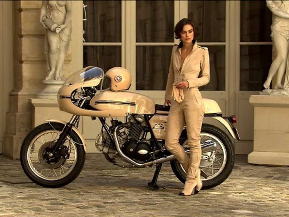Coco Mademoiselle - Keira Knightey