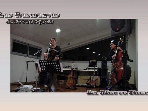 La meute rieuse en résidence au FEP d'Alzonne