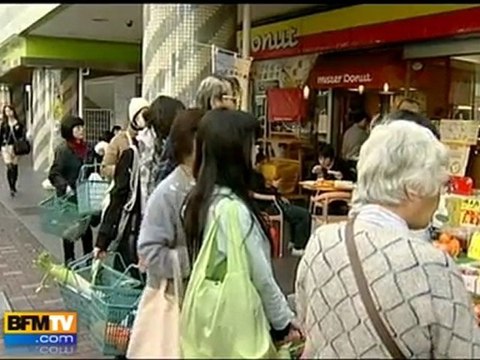 Japon : les rescapés tentent de s'organiser