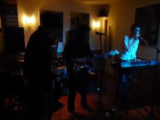 L'Amant Lointain live Tom Pouce 12/03/2011