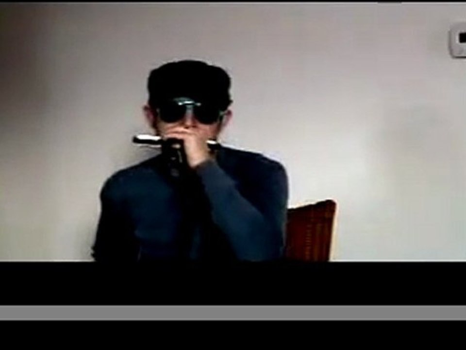 TREMLO BOX IN A.mov