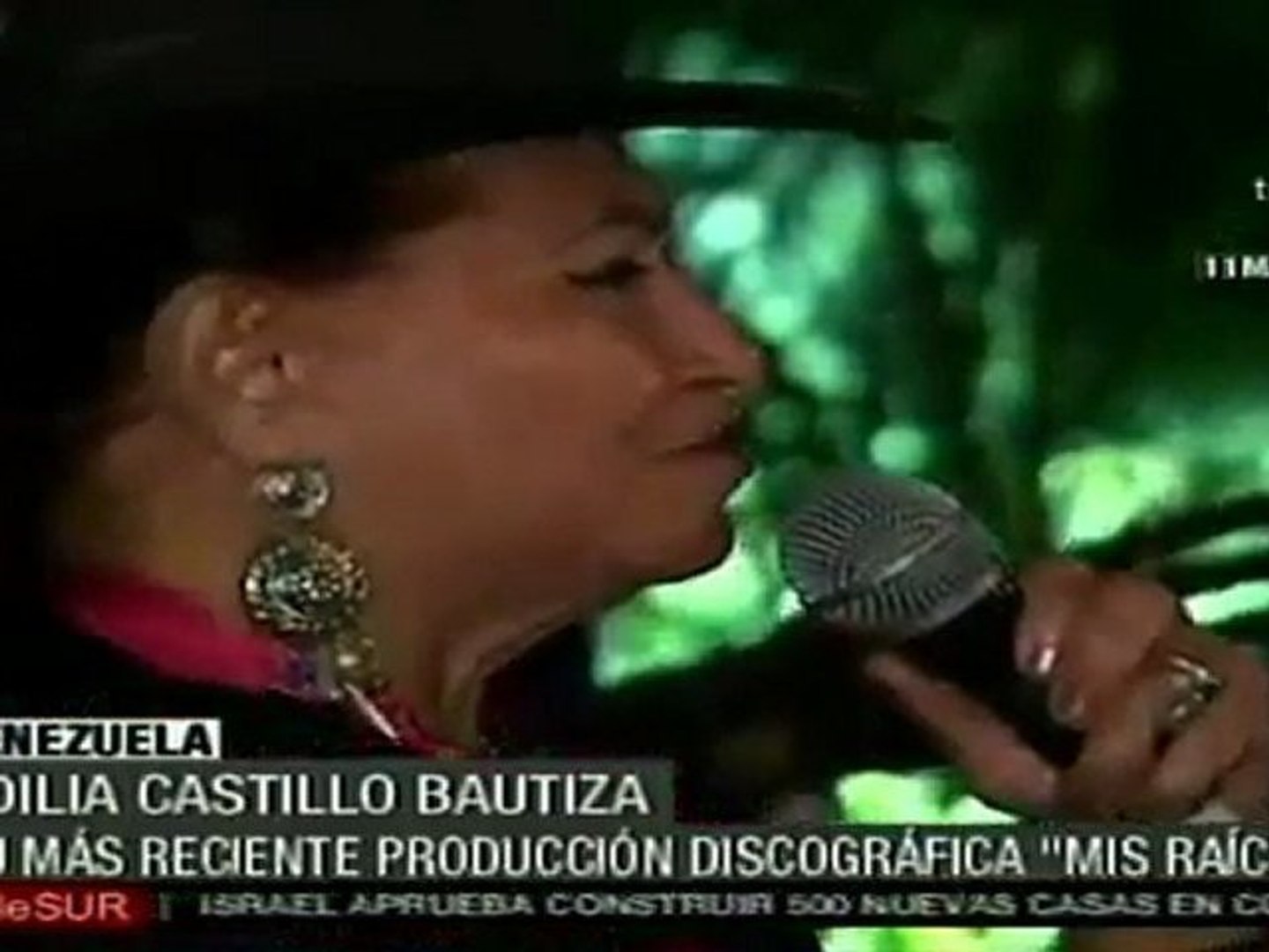 ⁣Presenta su más reciente producción discográfica, Adila