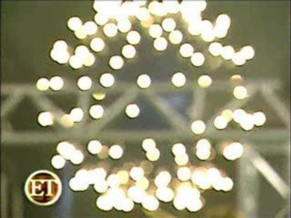 Hilary & haylie duff - material girls