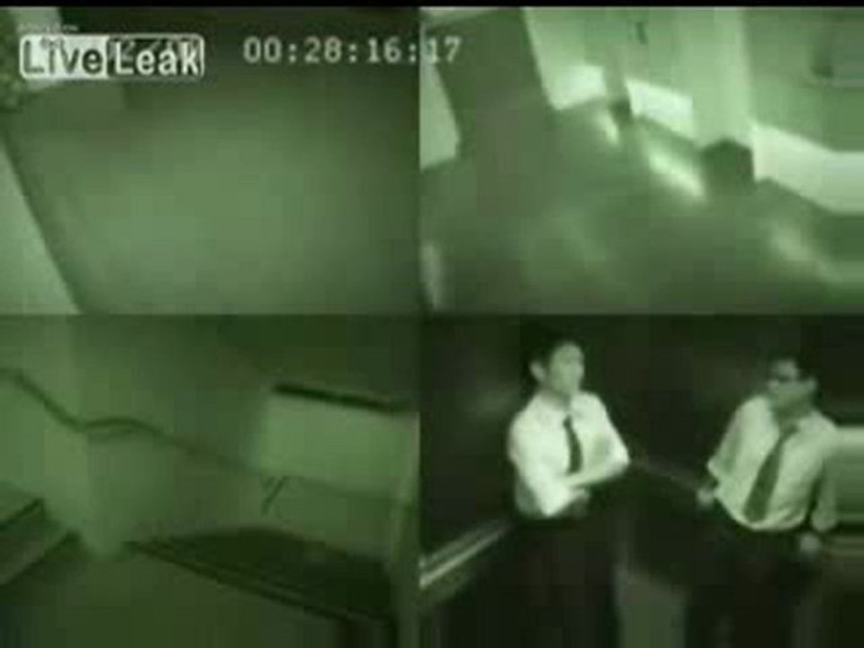 Fantasma En Un Ascensor (Ghost In An Elevator)