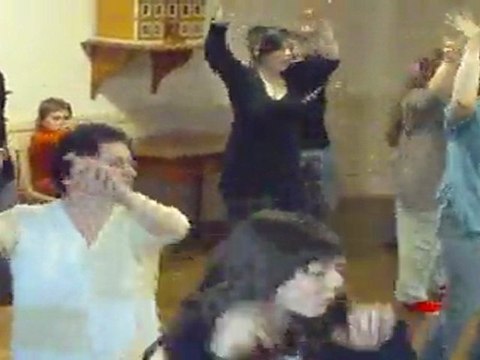 repete 3 chorégraphie WAKA WAKA flashmob Clamecy