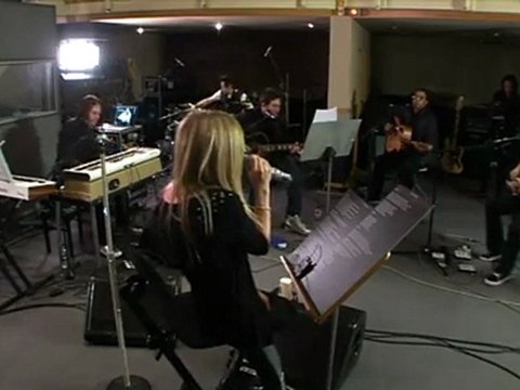 Avril Lavigne - Tik Tok | live performance