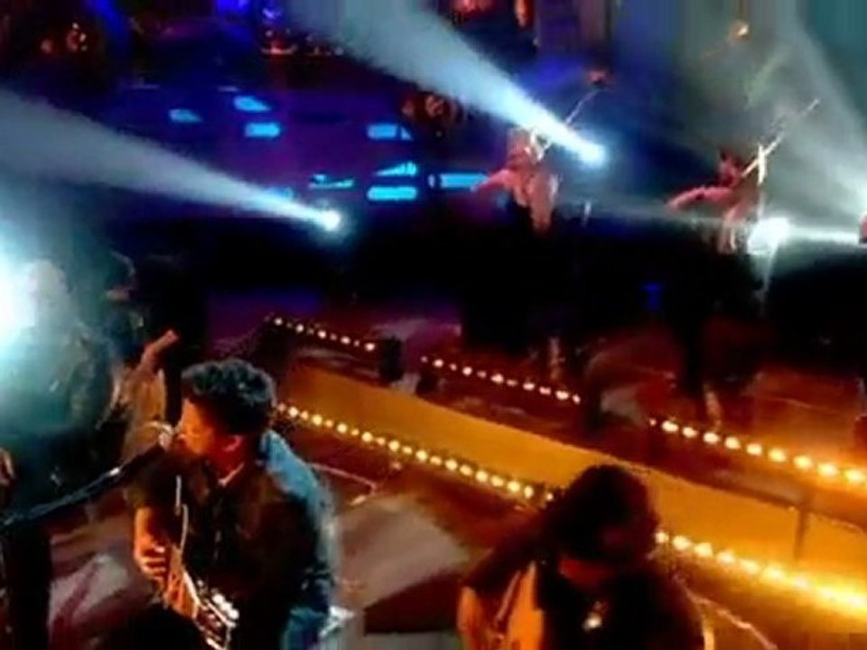 Bruno Mars - Grenade | live performance