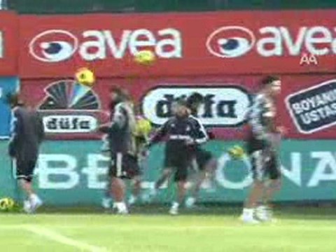 SCHUSTER İSTİFA ETTİ