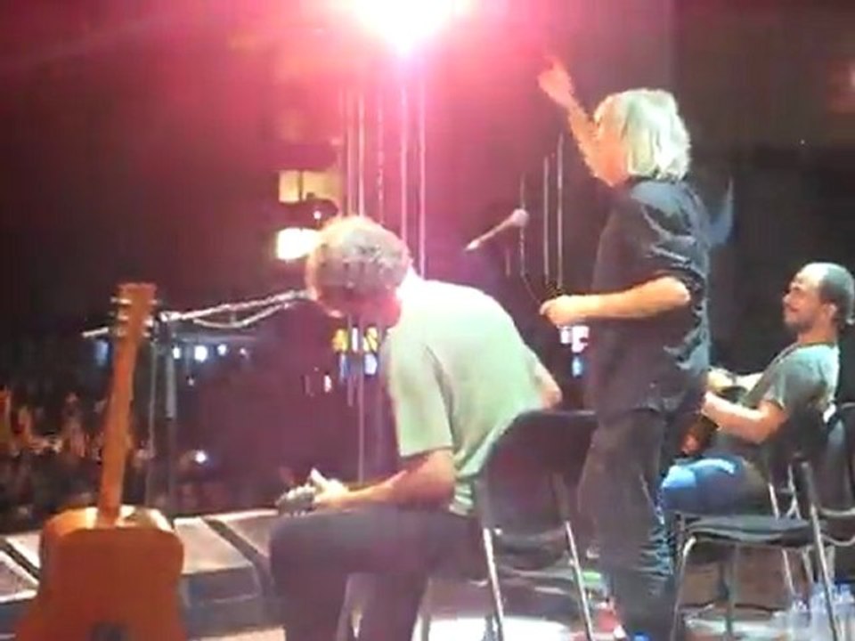 Γιάννης Αγγελάκας 3 - Ακούω Την Αγάπη / Θα Ανατέλλω