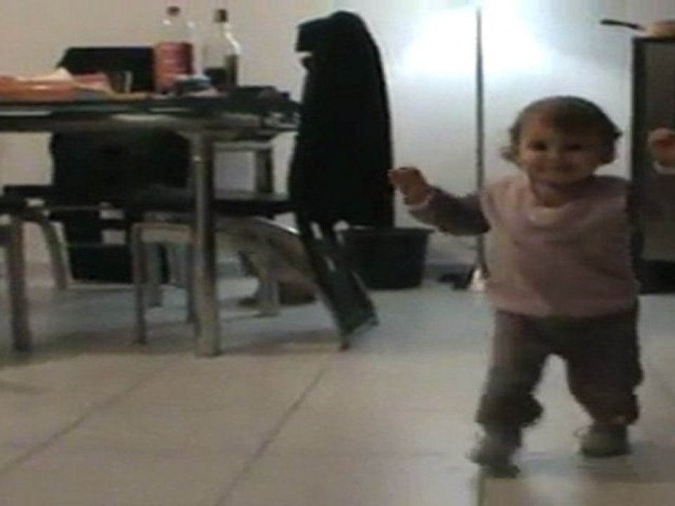 Premier pas d'Andrea