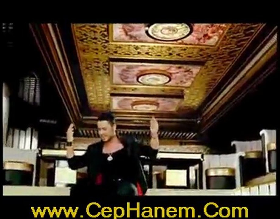 Ozan Ben Onunla Uyumaliyim Yeni Klip 2011 H.Q