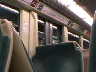 Fermeture des portes d'une rame MPL75 sur la ligne B du métro de Lyon