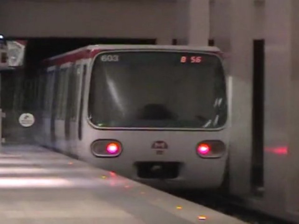 MPL75 : Départ de la station Stade de Gerland sur la ligne B du métro de Lyon