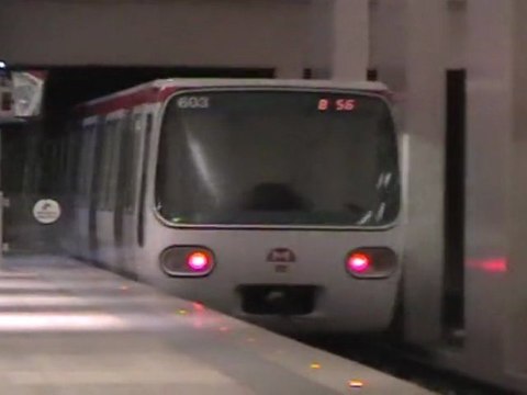 MPL75 : Départ de la station Stade de Gerland sur la ligne B du métro de Lyon