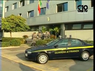 19.03.2010  Un milione capi abbigliamento falsi, maxi-sequestro a Prato