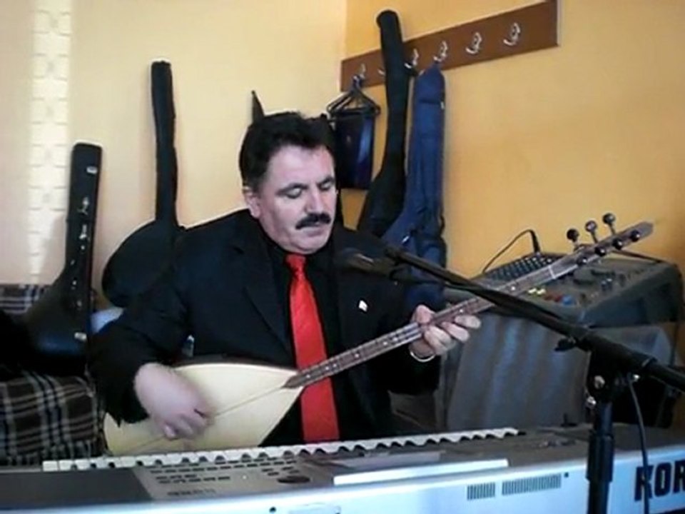 NE AĞLARSIN BENİM ZÜLFÜ SİYAHIM  - OZAN HAMZA DİLEK SÖYLÜYOR