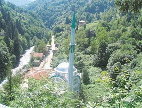 - Rize-Camlihemsin-Ayder