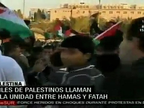 Miles de palestinos llaman a la unidad entre Hamas y Fatah