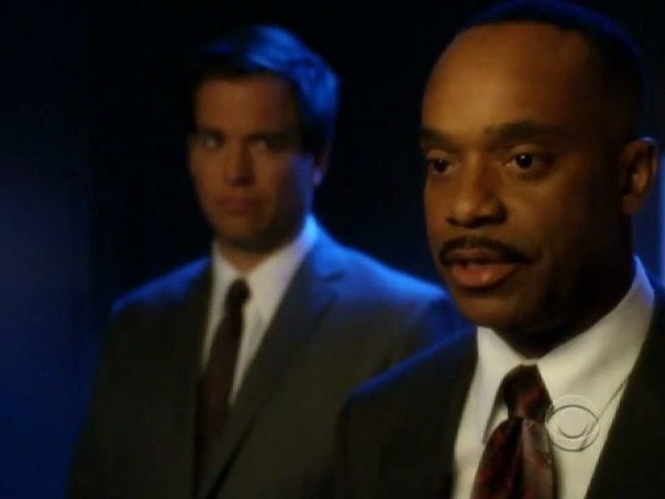 NCIS 8.18 Out of the Frying Pan Promo (30 sec promo)